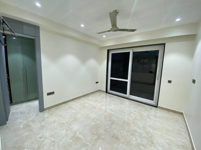 Sushant Lok-2, Sector-57, Floor for Sale in Gurugram